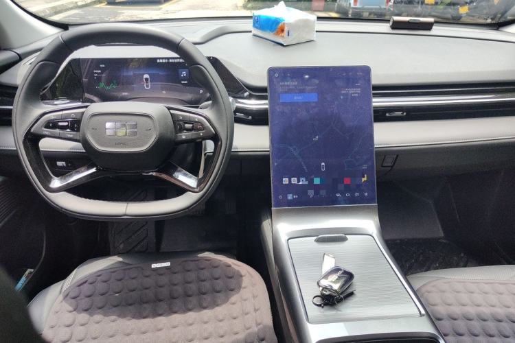 Used Geely Galaxy L6 2024 125km Creative Edition Center Console