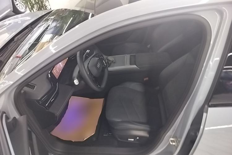 Used Geely Galaxy L6 2024 125km Creative Edition Driver Seat