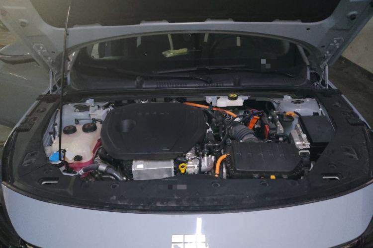 Used Geely Galaxy L6 2024 125km PLUS Dragon Edition Engine Bay