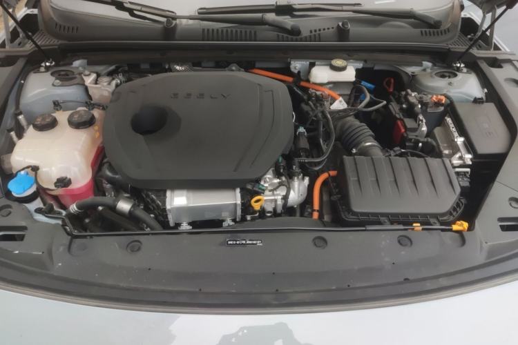 Used Geely Galaxy L6 2024 125km PLUS Dragon Edition Engine Bay