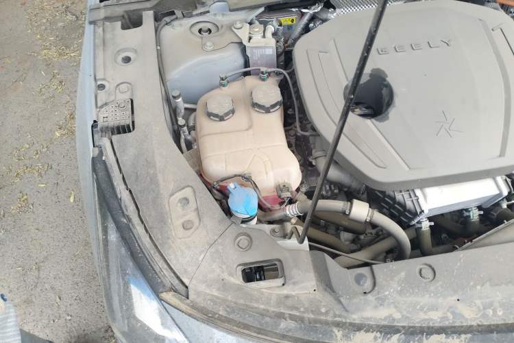 Used Geely Galaxy L6 2024 60km PLUS Dragon Edition Engine Bay Right