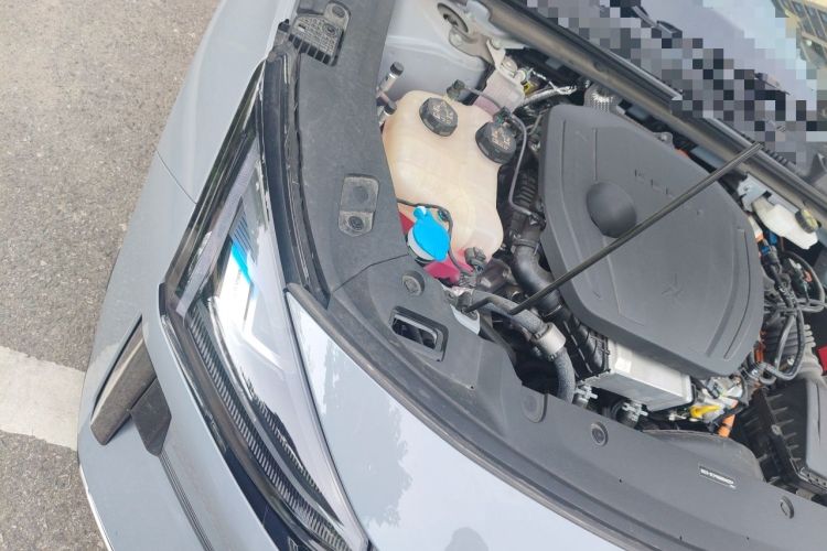 Used Geely Galaxy L6 2024 125km PLUS Dragon Edition Engine Bay Right