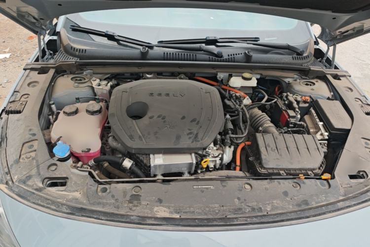 Used Geely Galaxy L6 2024 125km PLUS Dragon Edition Engine Bay