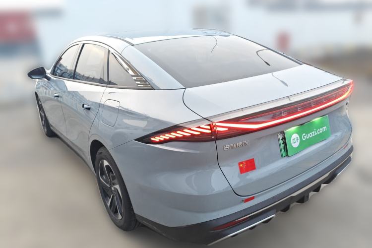 Used Geely Galaxy L6 2024 125km PLUS Dragon Edition Exterior 3