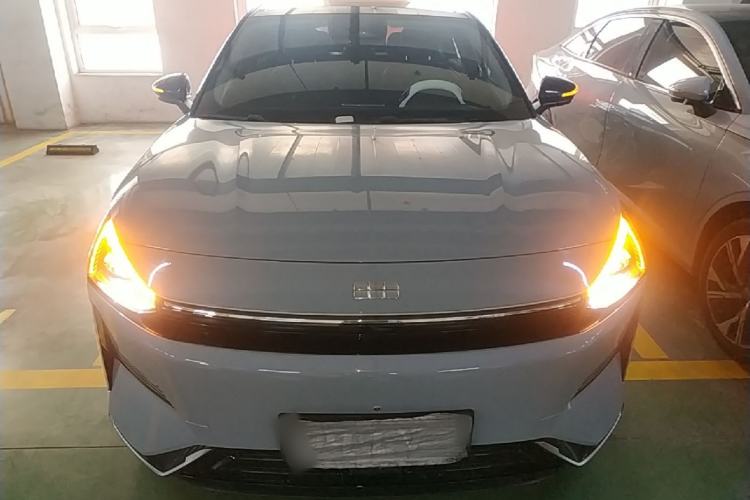 Used Geely Galaxy L6 2024 125km PLUS Dragon Edition Front