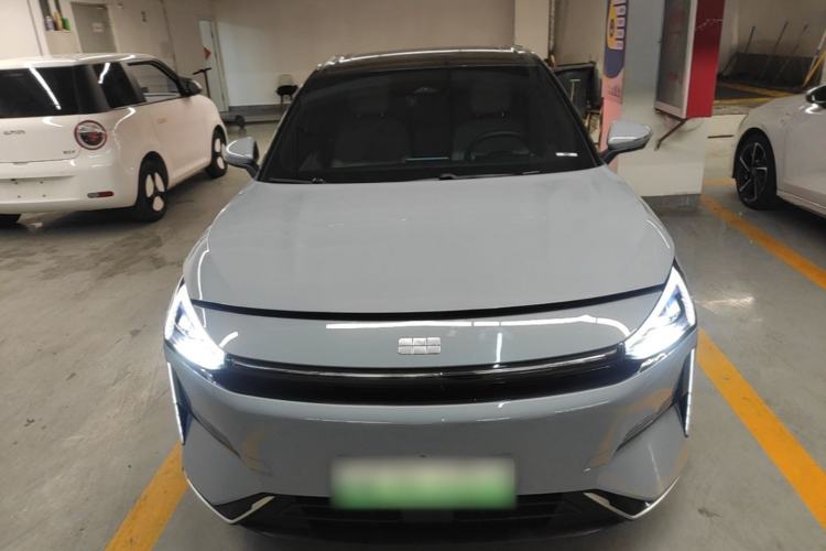 Used Geely Galaxy L6 2024 125km PLUS Dragon Edition Front
