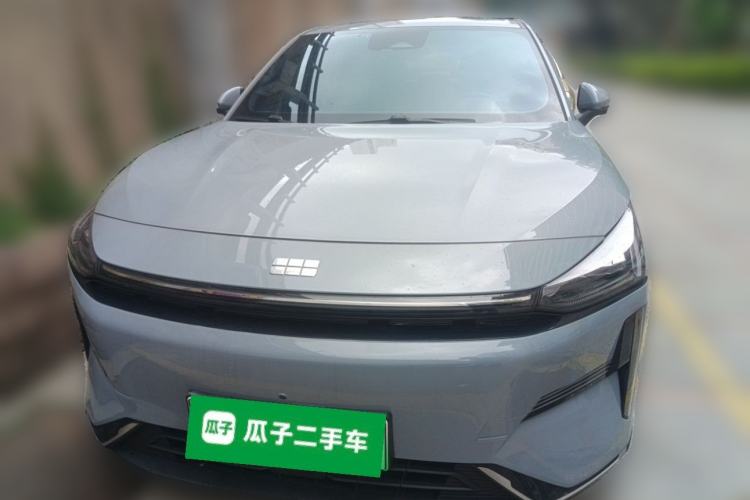 Used Geely Galaxy L6 2024 125km PLUS Dragon Edition Front