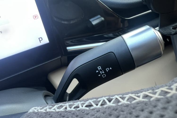 Used Geely Galaxy L6 2024 125km PLUS Dragon Edition Interior 7