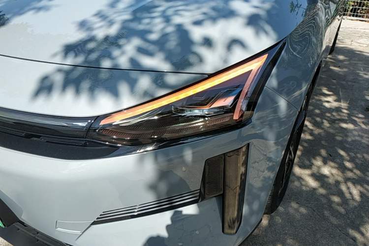 Used Geely Galaxy L6 2024 125km PLUS Dragon Edition Left Front Headlight