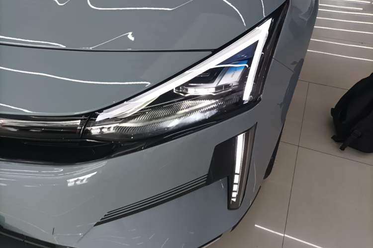 Used Geely Galaxy L6 2024 125km PLUS Dragon Edition Left Front Headlight
