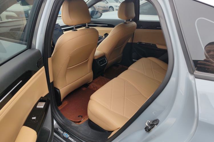 Used Geely Galaxy L6 2024 125km PLUS Dragon Edition Left Rear Seat