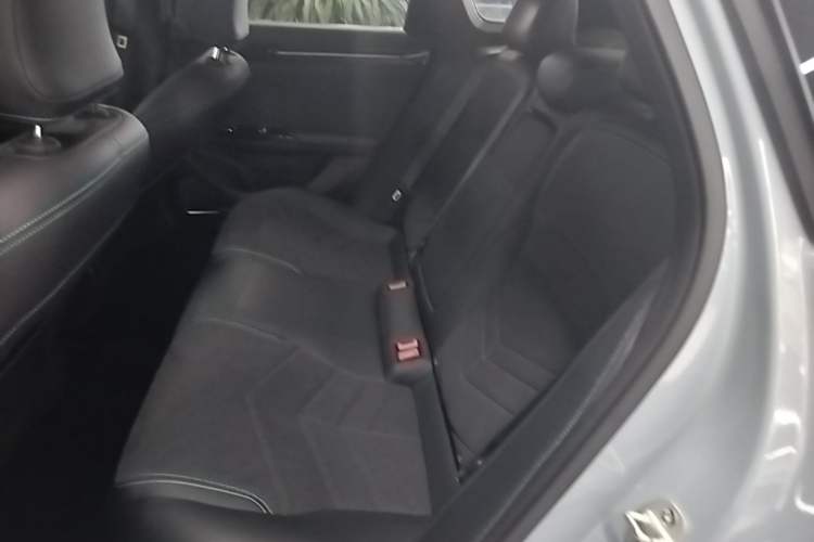 Used Geely Galaxy L6 2024 125km Creative Edition Left Rear Seat