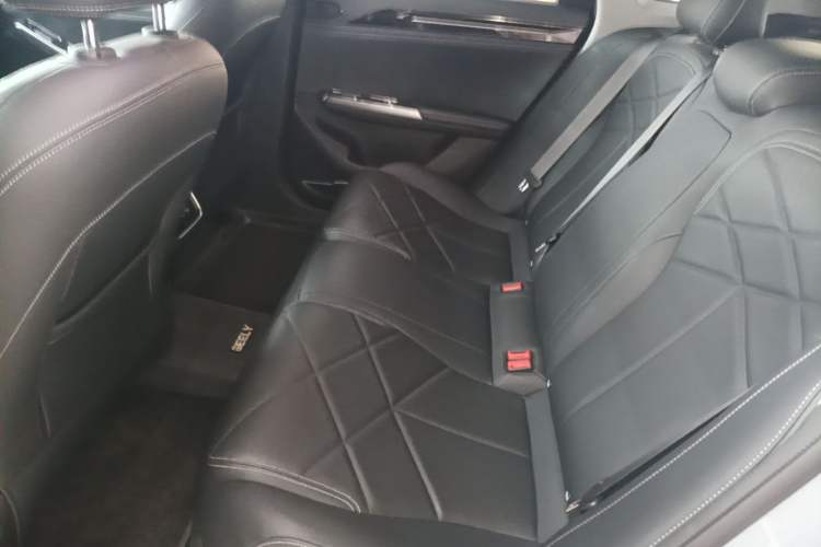 Used Geely Galaxy L6 2024 125km PLUS Dragon Edition Left Rear Seat