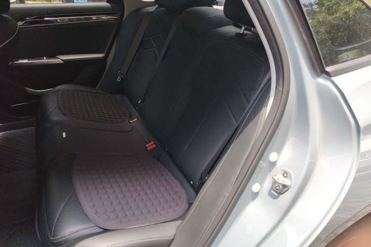 Used Geely Galaxy L6 2024 125km Creative Edition Left Rear Seat