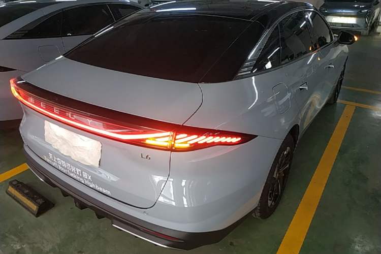 Used Geely Galaxy L6 2024 125km PLUS Dragon Edition Rear Right 45 Deg