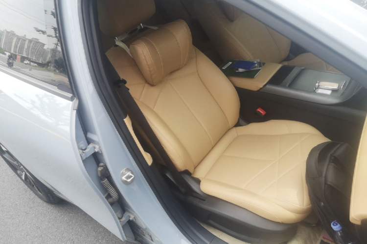 Used Geely Galaxy L6 2024 125km PLUS Dragon Edition Right Front Seat