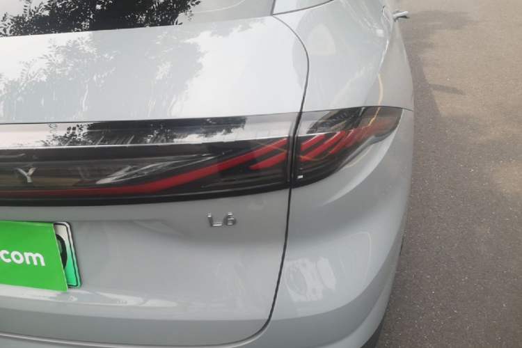 Used Geely Galaxy L6 2024 125km PLUS Dragon Edition Right Rear Taillight