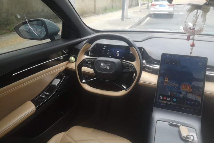 Used Geely Galaxy L6 2024 125km PLUS Dragon Edition Steering Wheel