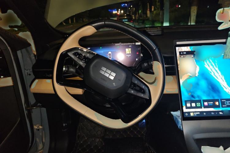 Used Geely Galaxy L6 2024 125km PLUS Dragon Edition Steering Wheel