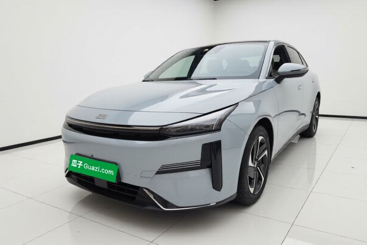 Geely Galaxy L6 2024 125km PLUS Dragon Edition