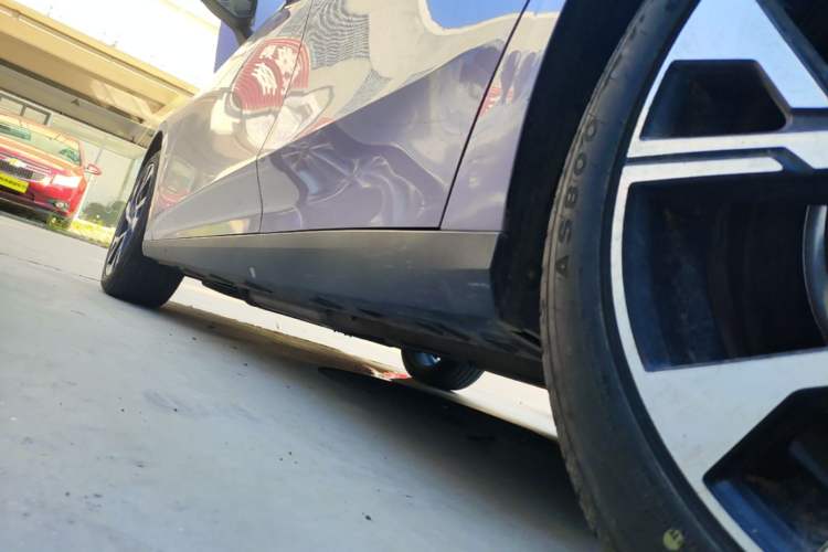 Used Geely Galaxy L6 2024 125km Creative Edition Left Side Sill