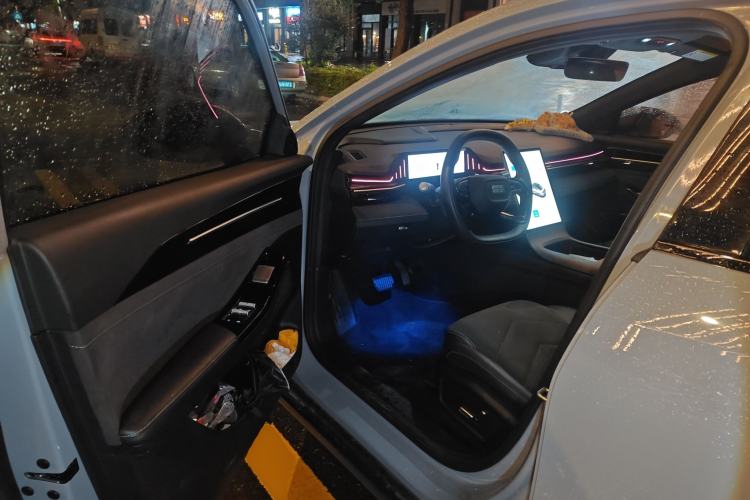 Used Geely Galaxy L6 2024 125km Creative Edition Driver Seat