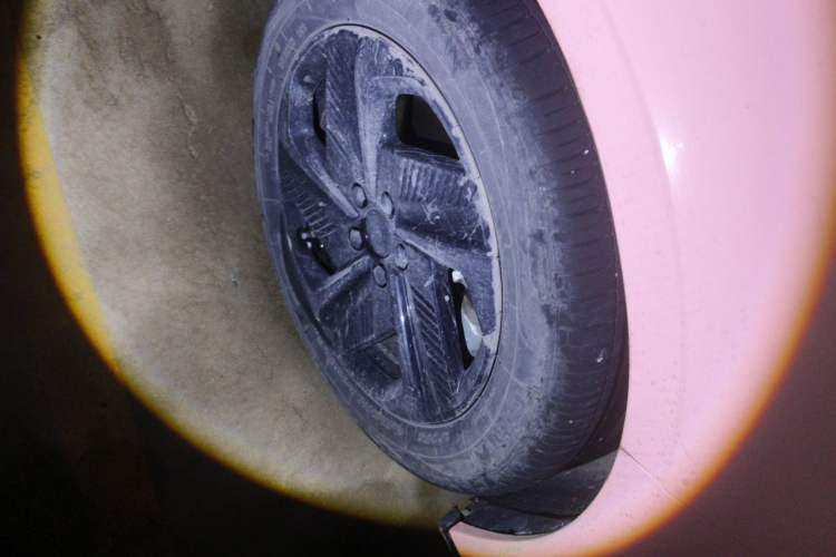 Used Geely Galaxy L6 2024 125km PLUS Dragon Edition Right Front Wheel Hub