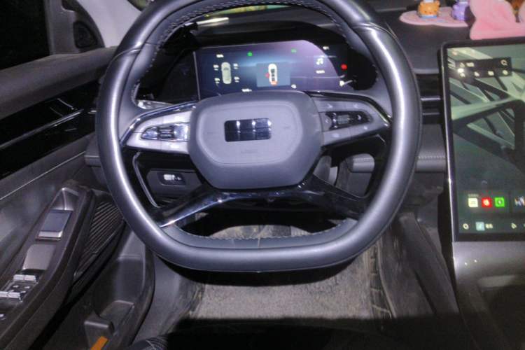 Used Geely Galaxy L6 2024 125km PLUS Dragon Edition Steering Wheel