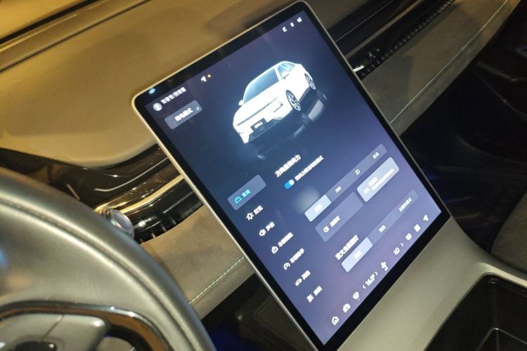 Used Geely Galaxy L6 2024 125km Creative Edition Audio And AC Panel