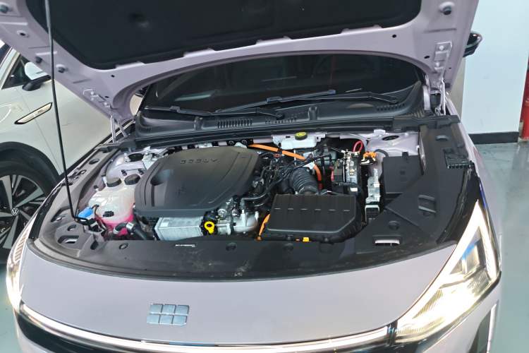 Used Geely Galaxy L6 2024 125km Creative Edition Engine Bay