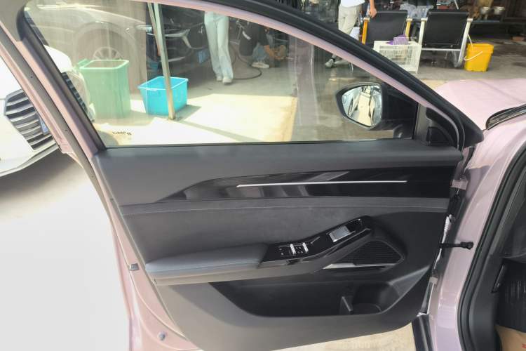 Used Geely Galaxy L6 2024 125km Creative Edition Left Front Door Interior