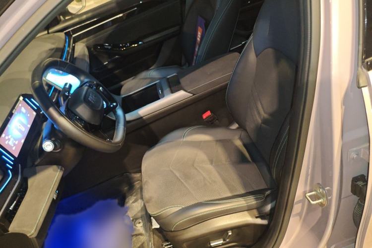Used Geely Galaxy L6 2024 125km Creative Edition Left Front Seat