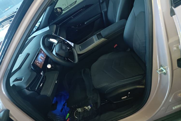 Used Geely Galaxy L6 2024 125km Creative Edition Left Front Seat