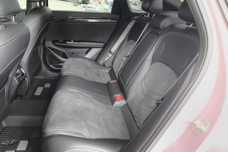 Used Geely Galaxy L6 2024 125km Creative Edition Left Rear Seat
