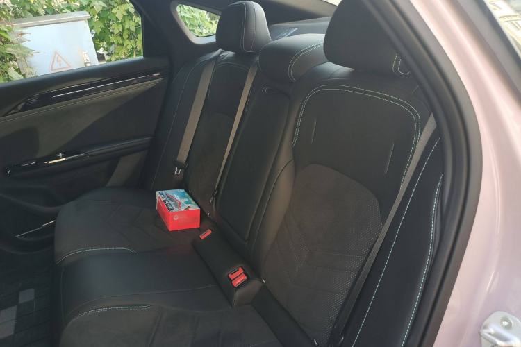 Used Geely Galaxy L6 2024 125km Creative Edition Left Rear Seat