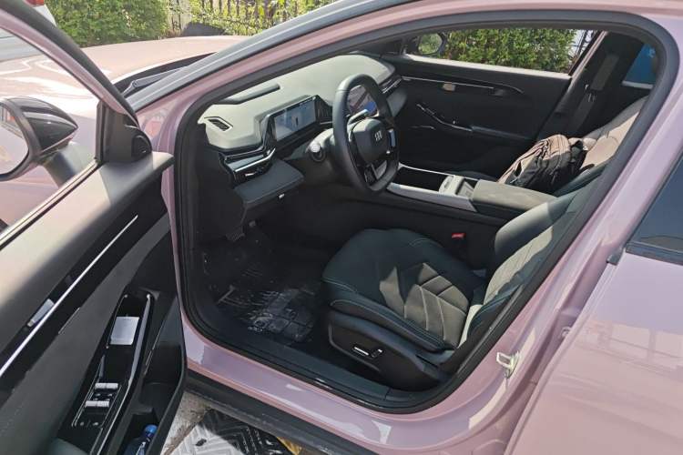 Used Geely Galaxy L6 2024 125km Creative Edition Driver Seat