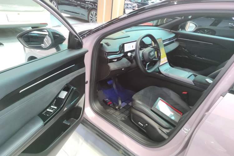 Used Geely Galaxy L6 2024 125km Creative Edition Driver Seat