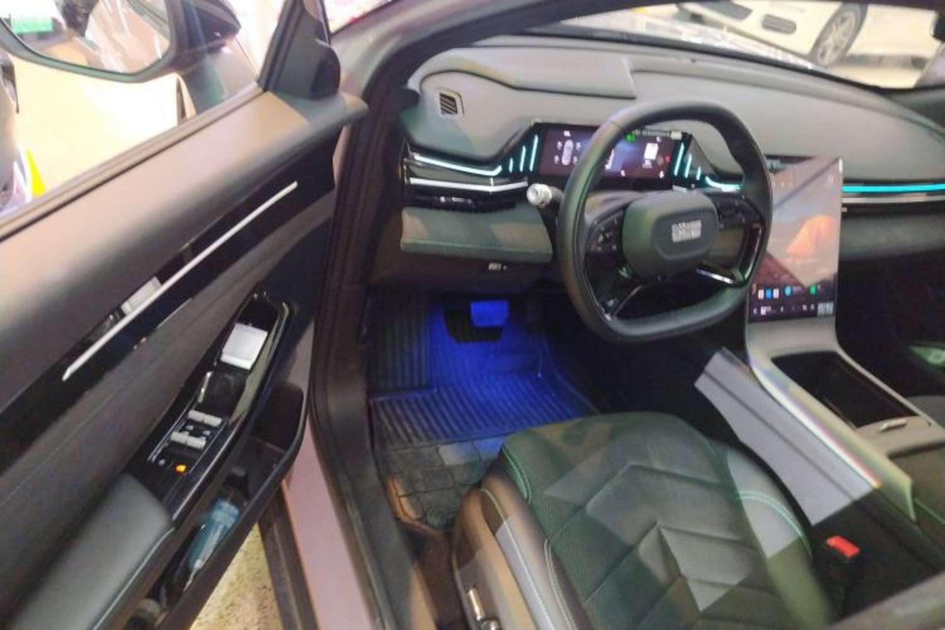 Used Geely Galaxy L6 2024 125km Creative Edition Driver Seat