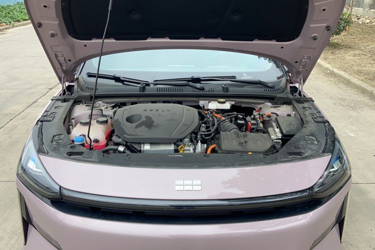Used Geely Galaxy L6 2024 125km Creative Edition Engine Bay