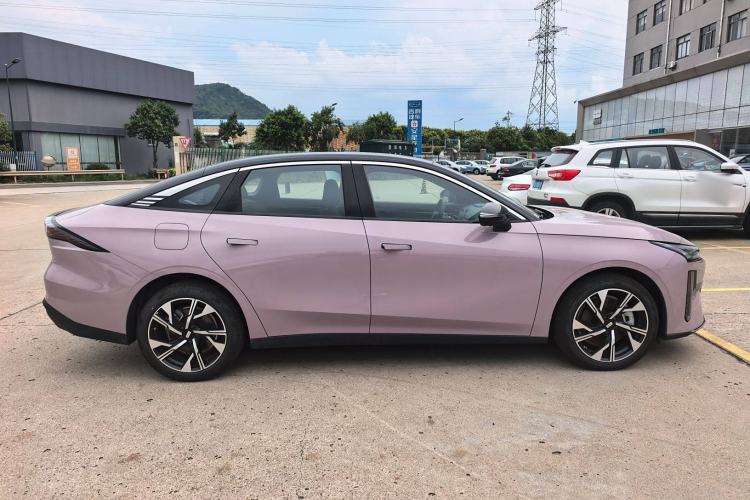 Used Geely Galaxy L6 2024 125km Creative Edition Exterior 2