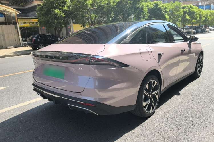 Used Geely Galaxy L6 2024 125km Creative Edition Exterior 3