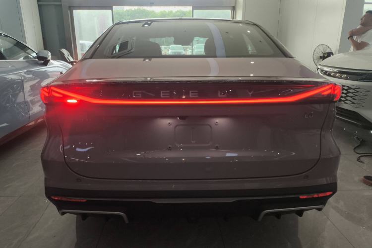 Used Geely Galaxy L6 2024 125km Creative Edition Exterior 4