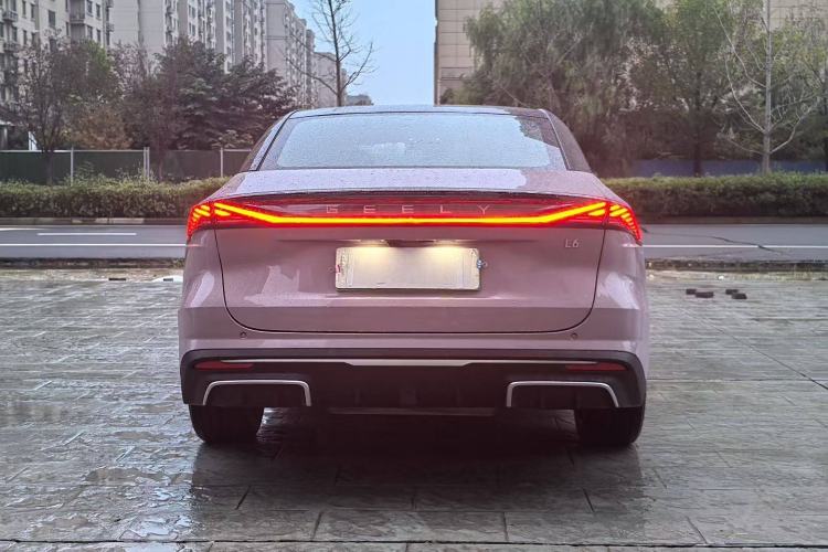 Used Geely Galaxy L6 2024 125km Creative Edition Exterior 8