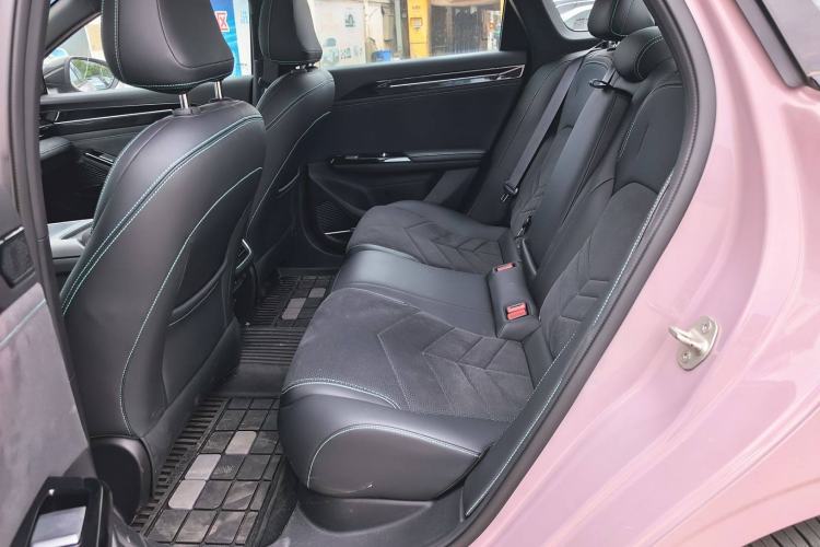 Used Geely Galaxy L6 2024 125km Creative Edition Interior 1
