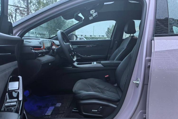 Used Geely Galaxy L6 2024 125km Creative Edition Interior 2