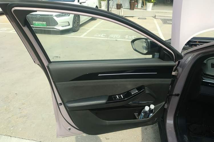 Used Geely Galaxy L6 2024 125km Creative Edition Left Front Door Interior