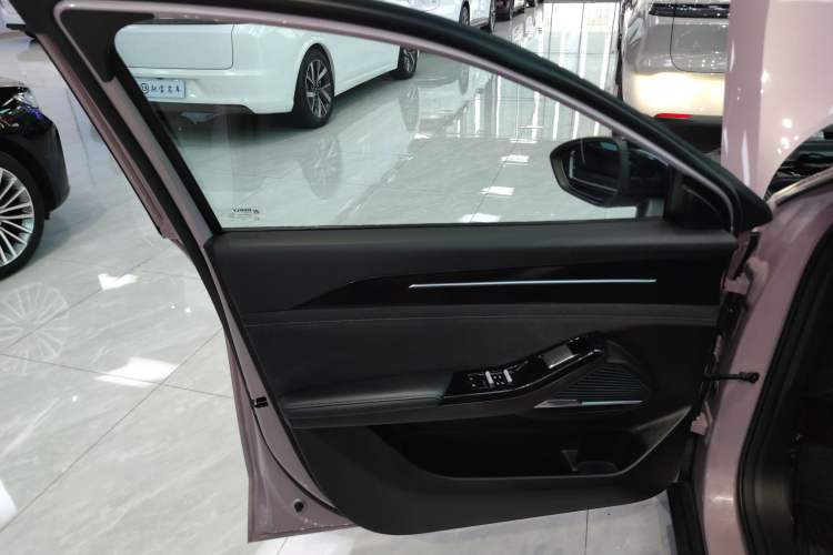 Used Geely Galaxy L6 2024 125km Creative Edition Left Front Door Interior
