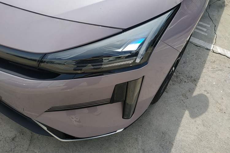 Used Geely Galaxy L6 2024 125km Creative Edition Left Front Headlight
