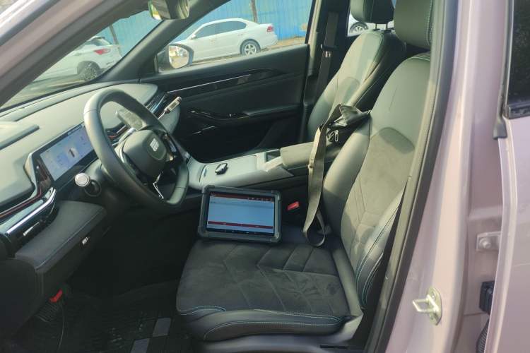 Used Geely Galaxy L6 2024 125km Creative Edition Left Front Seat
