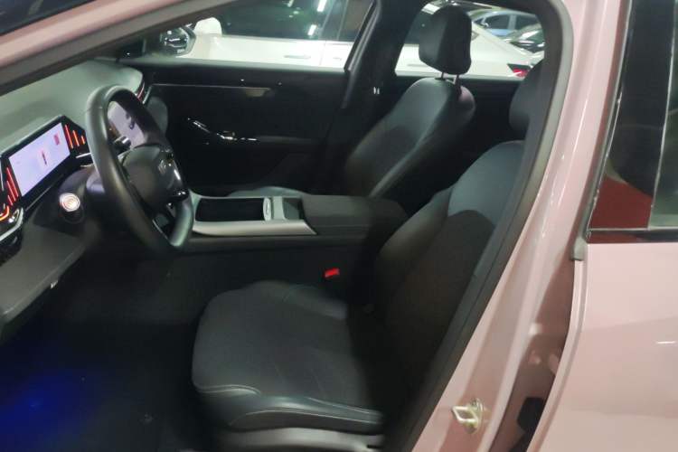 Used Geely Galaxy L6 2024 125km Creative Edition Left Front Seat